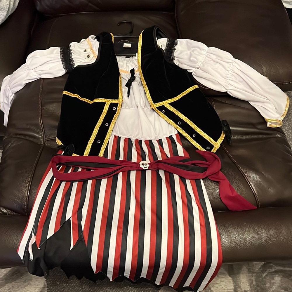 Pirate costume